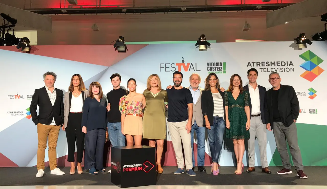 Así ha sido la presentación de 'El Nudo' en el FesTVal de Vitoria:
