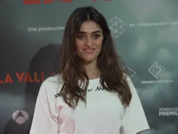 Olivia Molina sobre 'La Valla': "Es un ejercicio de ficción que plantea una reflexión actual" Olivia Molina sobre 'La Valla': "Es un ejercicio de ficción que plantea una reflexión actual"