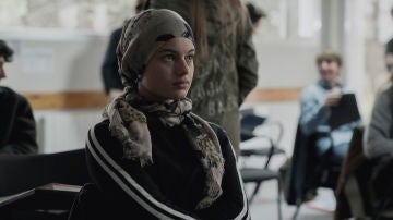 Amal, interpretada por Sofía Oria