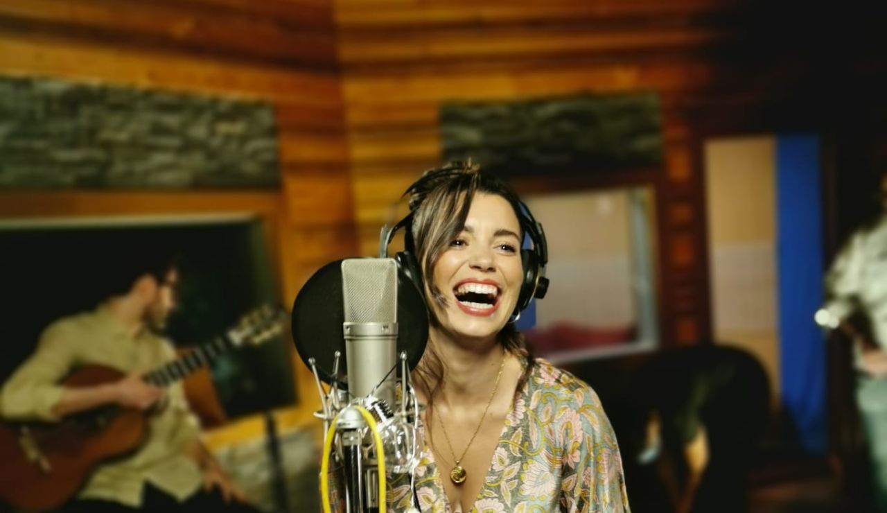 Carol Rovira compone y canta dos temas para las nuevas temporadas de #Luimelia: "Un sueño hecho realidad"