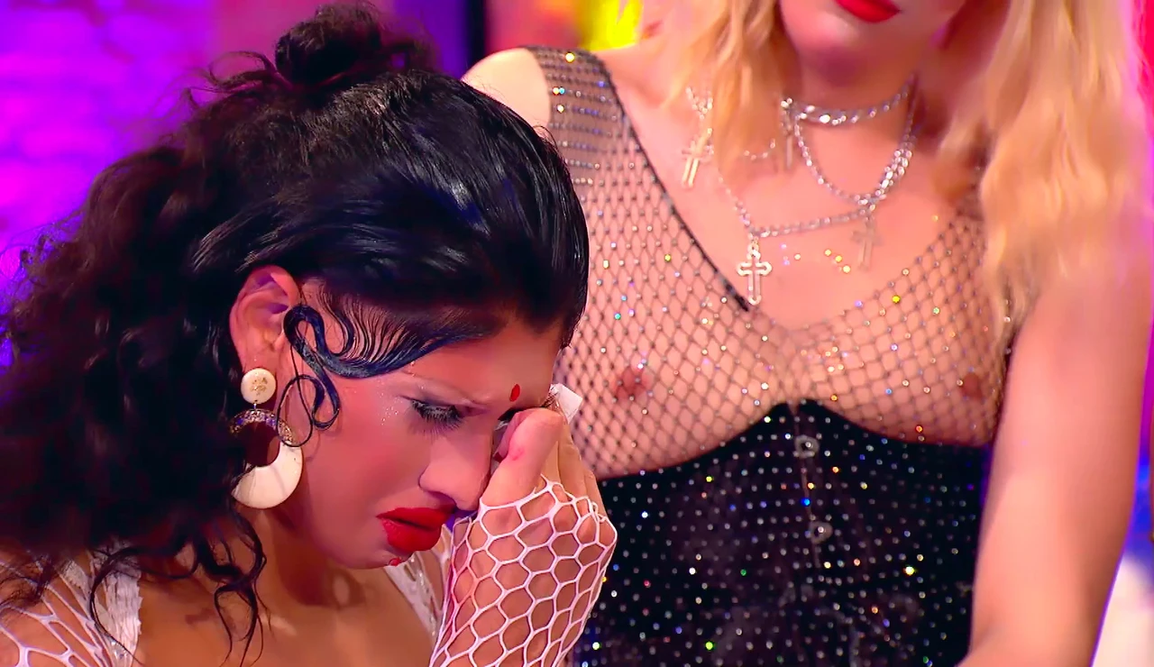 Inti se rompe tras hacer tributo a La Veneno: “Me está costando aceptar mi cuerpo”