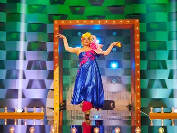 The Macarena se une al tributo a La Veneno: así es su homenaje a Cristina Ortiz The Macarena se une al tributo a La Veneno: así es su homenaje a Cristina Ortiz