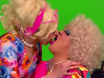 "Creo que nos van a cerrar el programa después de esto", no te pierdas 'Drag Race España' "Creo que nos van a cerrar el programa después de esto", no te pierdas 'Drag Race España'