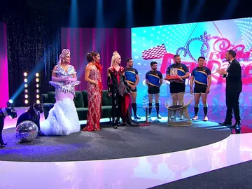 El sentido mensaje de los protagonistas del makeover a las tres reinas finalistas El sentido mensaje de los protagonistas del makeover a las tres reinas finalistas