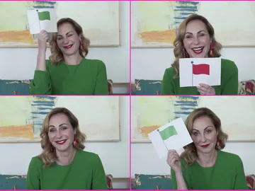 Ana Milán se somete al juego viral 'Red or green flag': sexo, stickers y mentiras piadosas Ana Milán se somete al juego viral 'Red or green flag': sexo, stickers y mentiras piadosas