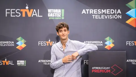 Daniel Ibáñez, Raúl en 'La edad de la ira': "Es una suerte poder embarcarnos en esta historia" Daniel Ibáñez, Raúl en 'La edad de la ira': "Es una suerte poder embarcarnos en esta historia"