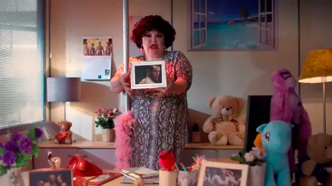 Paca La Piraña se estrena con el pole dance para 'Toy Boy': "Me voy a poner morada" Paca La Piraña se estrena con el pole dance para 'Toy Boy': "Me voy a poner morada"