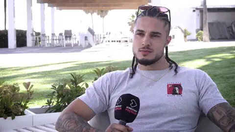 Carlo Constanzia: “Juanjo y yo tenemos una fuerte conexión que se nota fuera de la escena” Entrevista a Carlo Constanzia