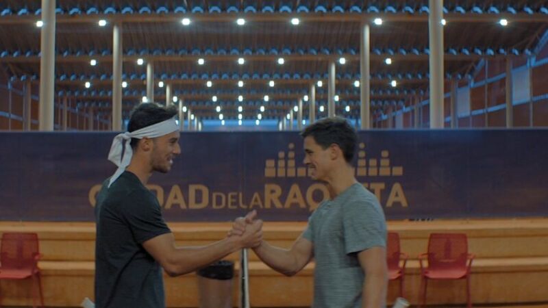 El 28 de noviembre se estrena ‘Los amigos de Edu’, una serie documental original que muestra el deporte como vía de superación personal