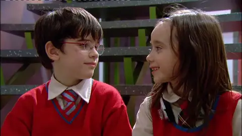 Los momentos más tiernos de Carlitos y Lucía en ‘Los Protegidos’: “¿Quieres que seamos raros juntos?” Los momentos más tiernos de Carlitos y Lucía en ‘Los Protegidos’: “¿Quieres que seamos raros juntos?”