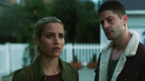 El miércoles, estreno del capítulo 2 de 'Los protegidos: el regreso': "Es el padre de Dora" El miércoles, estreno del capítulo 2 de 'Los protegidos: el regreso': "Es el padre de Dora"