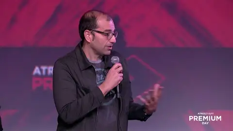 Paco Cabezas, director de 'La novia gitana': "Va a ser una especie de 'True Detective' gitano' Paco Cabezas, director de 'La novia gitana': "Va a ser una especie de 'True Detective' gitano'