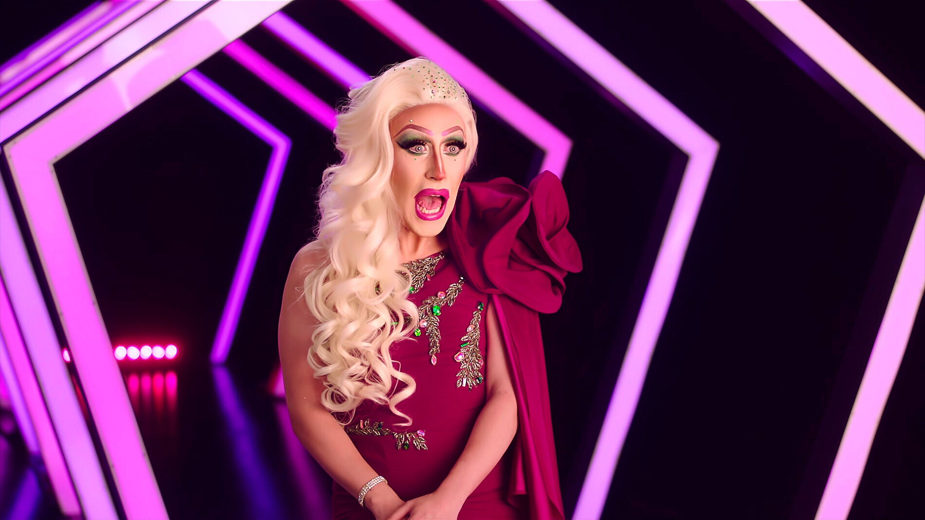 Samantha Ballentines: "Me dicen que me parezco a Christina Aguilera"