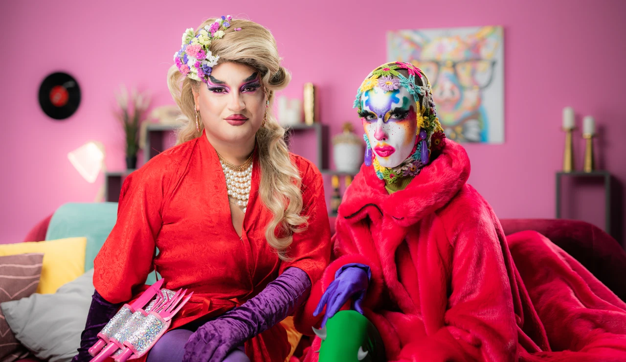 The Macarena y Hugáceo Crujiente