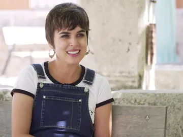 Adriana Ugarte presenta a Manuela: "El personaje de Alba es como una luz de la que no se puede separar" Adriana Ugarte presenta a Manuela: "El personaje de Alba es como una luz de la que no se puede separar"