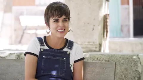 Adriana Ugarte presenta a Manuela: "El personaje de Alba es como una luz de la que no se puede separar" Adriana Ugarte presenta a Manuela: "El personaje de Alba es como una luz de la que no se puede separar"