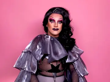 Jota Carajota nos enseña a hacer el Lip Sync perfecto. Jota Carajota nos enseña a hacer el Lip Sync perfecto.