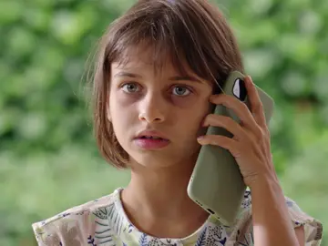Paloma coge una inesperada llamada que puede cambiarlo todo Paloma coge una inesperada llamada que puede cambiarlo todo
