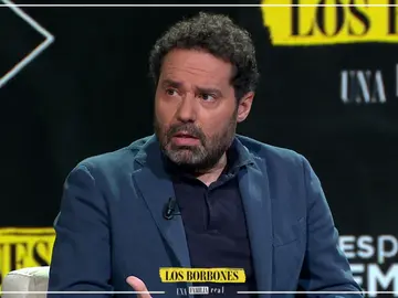 Aitor Gabilondo: "Es momento de hacer un retrato crítico de esta Familia que nos condiciona la vida a todos" Aitor Gabilondo: "Es momento de hacer un retrato crítico de esta Familia que nos condiciona la vida a todos"