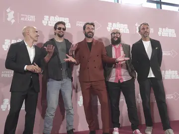 'Dos años y un día' se presenta en el Festival de Alicante: "Hacía falta una comedia muy loca y gamberra que no es habitual en televisión" 'Dos años y un día' se presenta en el Festival de Alicante: "Hacía falta una comedia muy loca y gamberra que no es habitual en televisión"