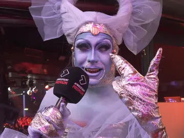 Las 12 reinas acudieron a la emisión en directo del capítulo final de la segunda temporada. Las 12 reinas acudieron a la emisión en directo del capítulo final de la segunda temporada.