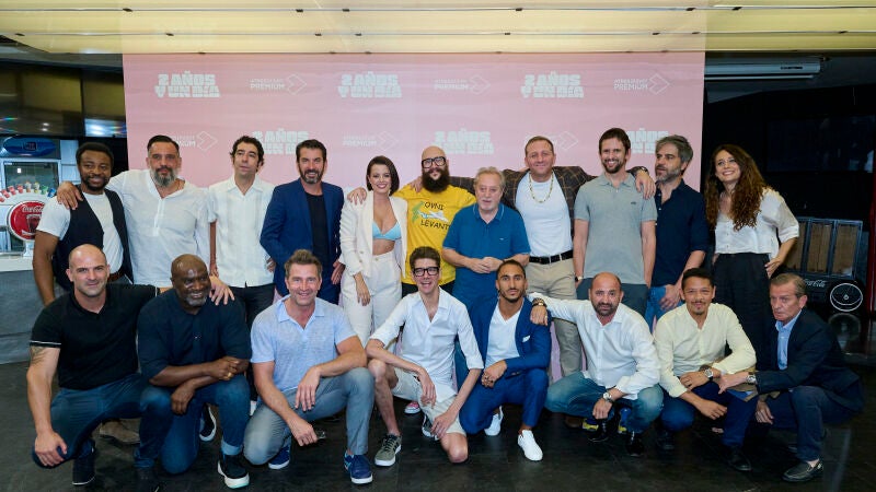 Así fue el pase de equipo de 'Dos años y un día', nueva serie de ATRESplayer PREMIUM 