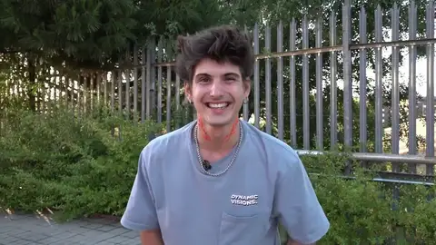 Marc Soler sorprende a sus compañeros de 'UPA Next' con un mensaje Marc Soler sorprende a sus compañeros de 'UPA Next' con un mensaje