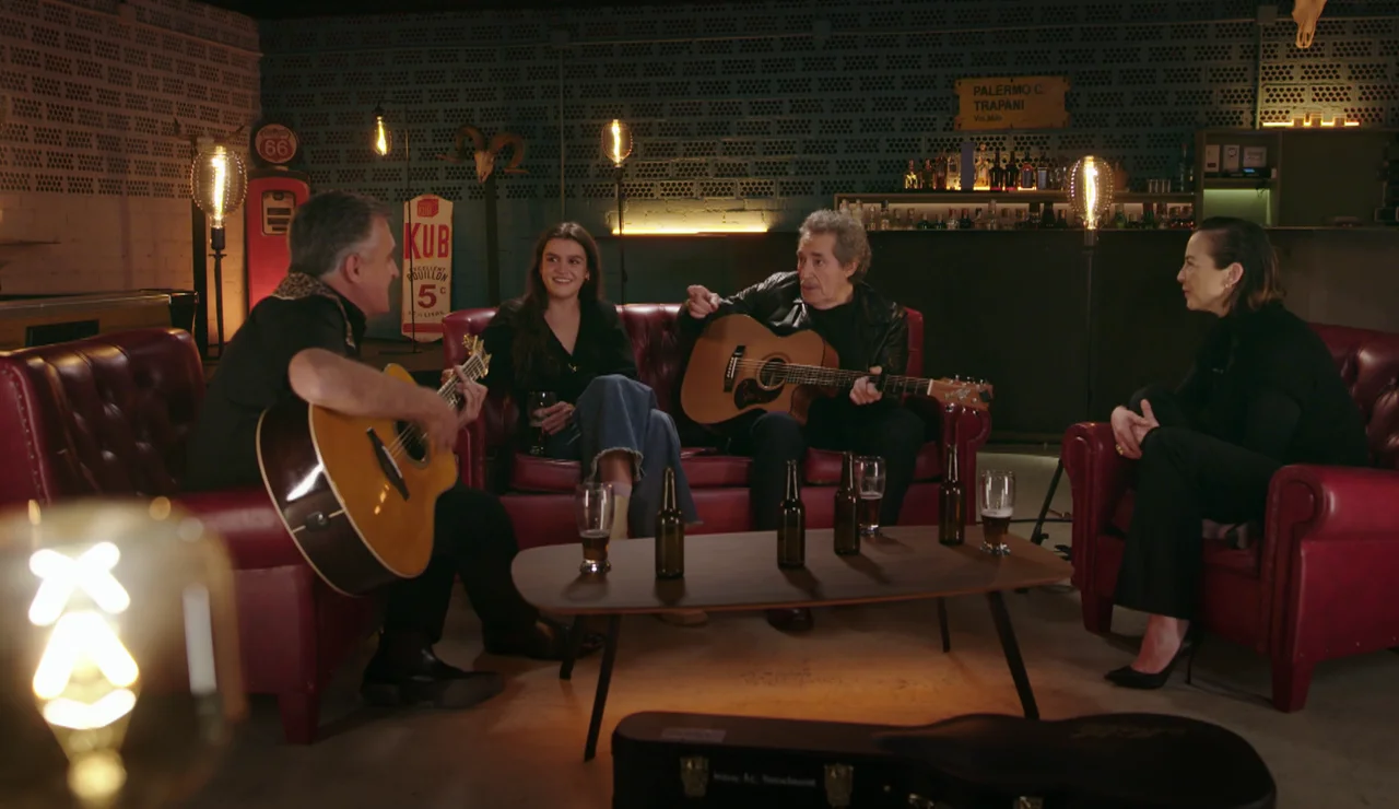 Wyoming y Miguel Ríos protagonizan un emocionante momento musical en ‘Usted está aquí’.