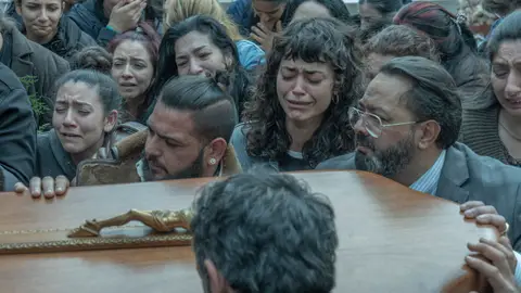 Cecilia Gómez presenta a Cintia y explica su relación con Susana Macaya: “Soy su confidente y su familia no lo sabe” Cecilia Gómez presenta a Cintia y explica su relación con Susana Macaya: “Soy su confidente y su familia no lo sabe”