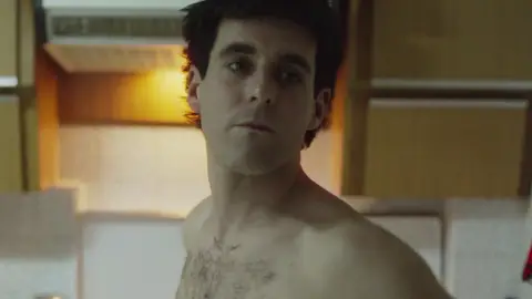 "Lo la líes Lucas" "Lo la líes Lucas"