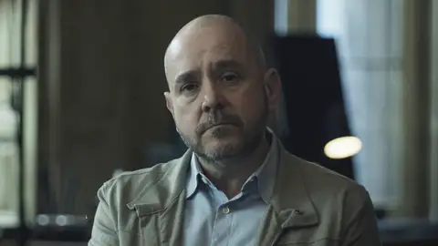 ¿Quién falseó la prueba en la autopsia de Lara Macaya? Sanchís aporta luz a la BAC con un nombre inesperado ¿Quién falseó la prueba en la autopsia de Lara Macaya? Sanchís aporta luz a la BAC con un nombre inesperado