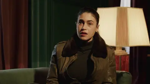 Nerea Barros protagoniza 'La novia gitana' Nerea Barros protagoniza 'La novia gitana'