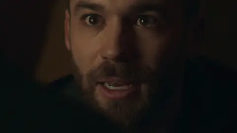 Zárate visita a Salvador Santos para intentar cerrar el caso Macaya: "¿Recuerdas el nombre de ese cura?"  Zárate visita a Salvador Santos para intentar cerrar el caso Macaya: "¿Recuerdas el nombre de ese cura?"