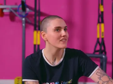 Kande descubre sus miedos a Sharonne: "Me afectaba no ser suficientemente trans" Kande descubre sus miedos a Sharonne: "Me afectaba no ser suficientemente trans"