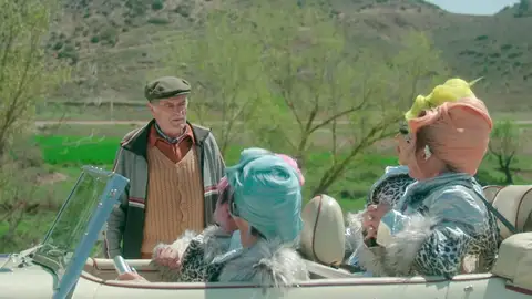 Fabio con las reinas 'Reinas al rescate'