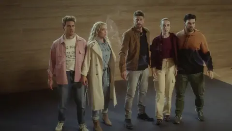 Rosa Ruano detiene el ataque de los chicos de A.D.N. “¡Parad!, son los Castillo” Rosa Ruano detiene el ataque de los chicos de A.D.N. “¡Parad!, son los Castillo”