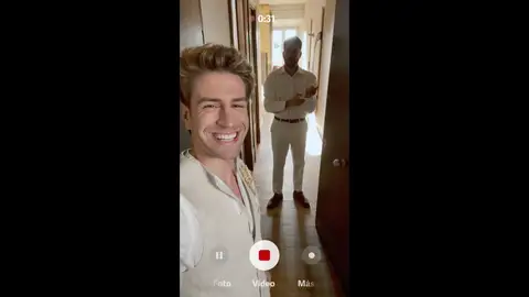Lucas se cuela con el móvil en los preparativos de la boda de Sandra y Culebr Lucas se cuela con el móvil en los preparativos de la boda de Sandra y Culebr