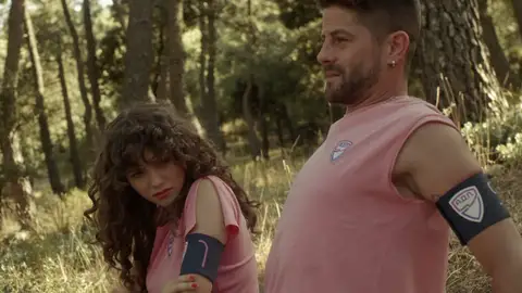 Culebra despierta en medio del bosque con Babi: "¡Bienvenidos a la eliminatoria de A.D.N.!" Culebra despierta en medio del bosque con Babi: "¡Bienvenidos a la eliminatoria de A.D.N.!"