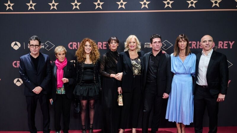Jaime Lorente, Belén Cuesta, Bárbara Rey... Así fue la premier de 'Cristo y Rey'