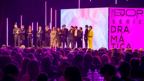 Así hemos vivido la décima edición de los Premios Feroz: Éxito y emoción entre los integrantes de ‘La ruta’ Así hemos vivido la décima edición de los Premios Feroz: Éxito y emoción entre los integrantes de ‘La ruta’