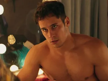 Nervioso, desnudo y... haciendo un show: ¿está preparado 'NACHO'? Nervioso, desnudo y... haciendo un show: ¿está preparado 'NACHO'?