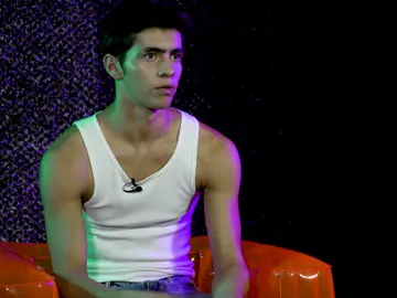 Quique González: “Tienes que luchar por lo que te gusta y trabajar para ti” Quique González: “Tienes que luchar por lo que te gusta y trabajar para ti”