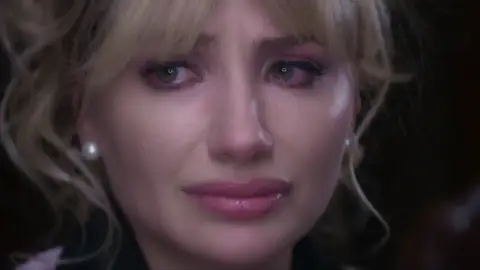 El elevado precio de conseguir una nueva vida: ¿hasta dónde llegará Bellísima?  El elevado precio de conseguir una nueva vida: ¿hasta dónde llegará Bellísima?