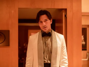 Toni descubre al amante de Sophie: “Eres mi amigo, tío” Toni descubre al amante de Sophie: “Eres mi amigo, tío”