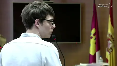 "Una escena que no habíamos visto nunca": La serie documental 'No se lo digas a nadie' llega este domingo "Una escena que no habíamos visto nunca": La serie documental 'No se lo digas a nadie' llega este domingo