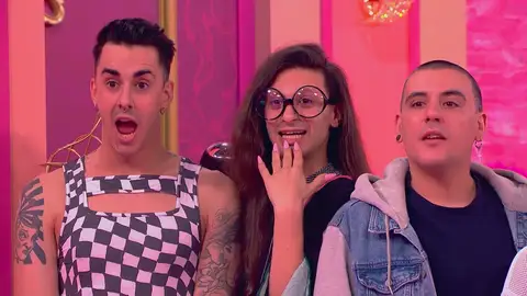 "Las reinas eliminadas han vuelto para ocupar vuestros puestos": la segunda oportunidrag desata el caos en ‘Drag Race España’ "Las reinas eliminadas han vuelto para ocupar vuestros puestos": la segunda oportunidrag desata el caos en ‘Drag Race España’