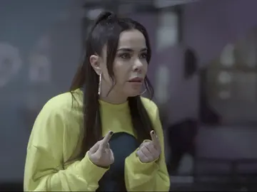 Lola se enfada con la clase: “Vais a hacer el ridículo en el musical” Lola se enfada con la clase: “Vais a hacer el ridículo en el musical”