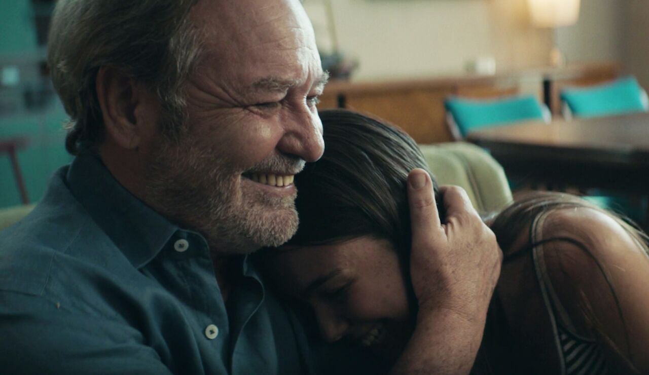 Airam Betancor recibe el apoyo incondicional de su nieta Claudia: &ldquo;Tengo 15 a&ntilde;os y soy lesbiana&rdquo;