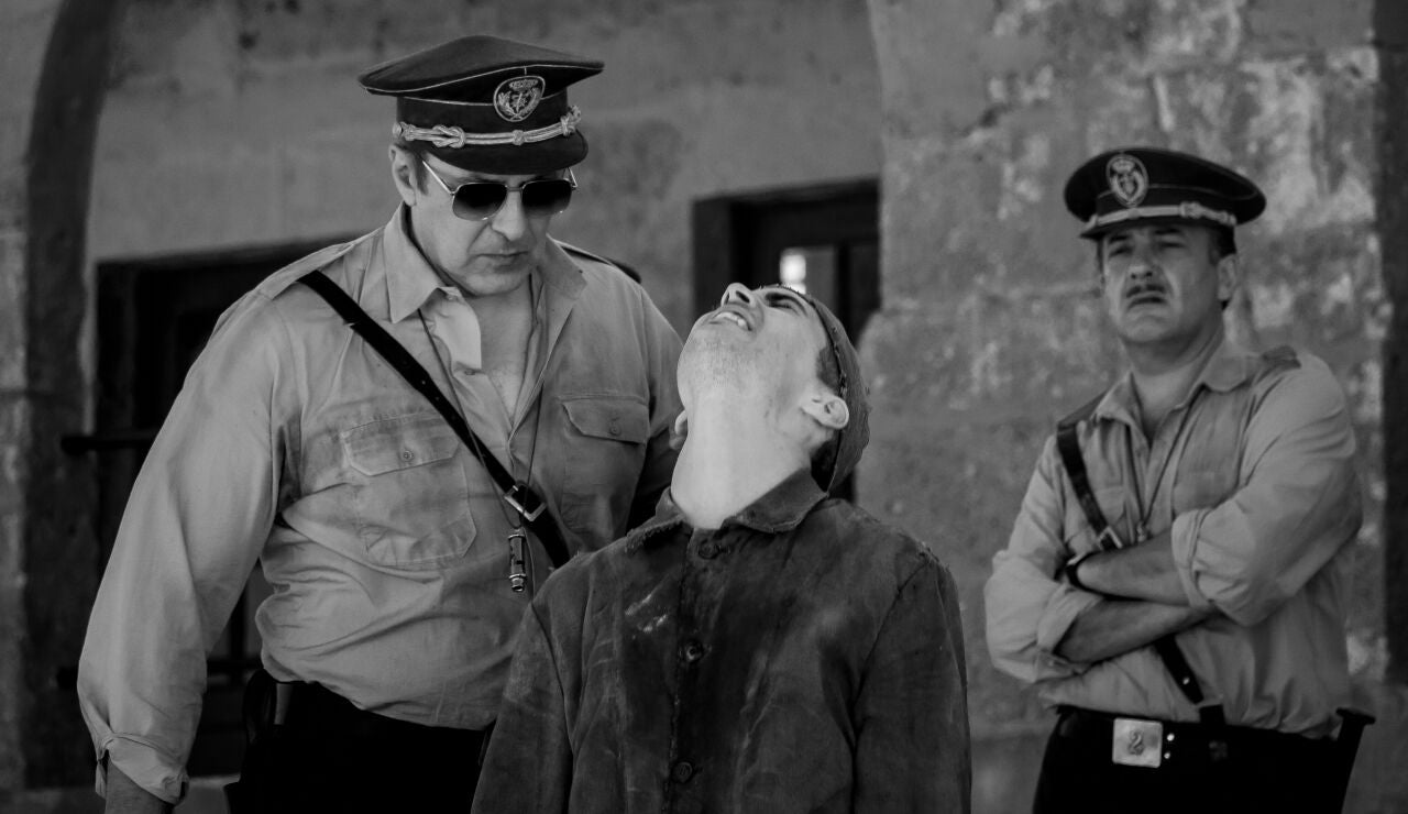 La Bambi recibe descargas el&eacute;ctricas: &ldquo;Se cree muy valiente por ocultar el nombre&rdquo;