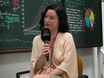 Noemí Casquet, sobre su personaje en 'Zorras': "Hay mucho de mí en Carmen y hay mucho de Carmen en mí" Noemí Casquet, sobre su personaje en 'Zorras': "Hay mucho de mí en Carmen y hay mucho de Carmen en mí"